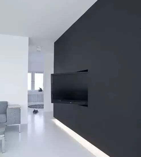 电视墙是贴瓷砖好，还是贴壁纸好？